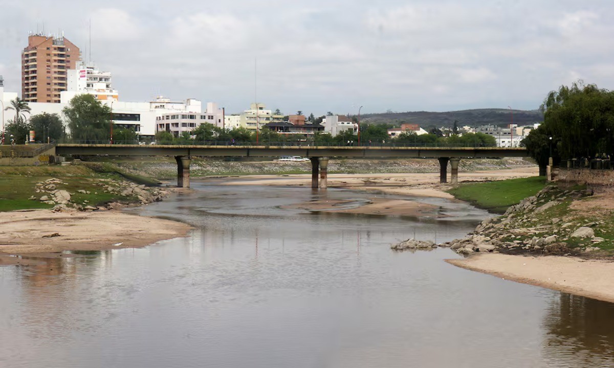 Villa Carlos Paz declara Alerta Naranja: restringe el uso de agua potable | Córdoba