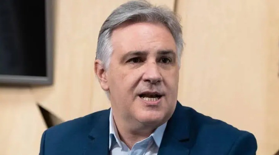 Martín Llaryora recibió el alta médica tras la cirugía por una hernia epigástrica | Córdoba