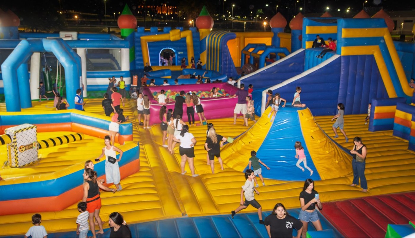 Inflalandia abrió sus puertas en Córdoba con un parque inflable de gran escala | Visita Córdoba