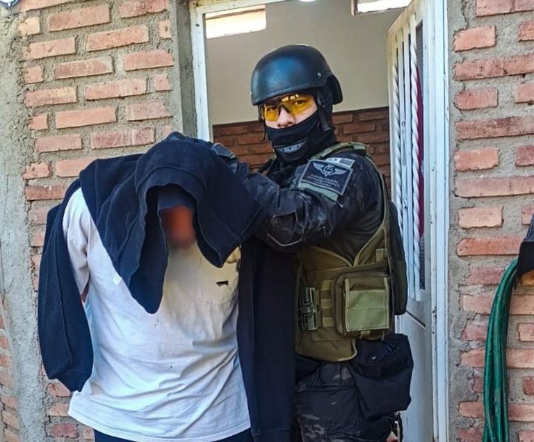 Desbarataron tres puntos de venta de drogas en Embalse y Villa del Dique: tres detenidos | Córdoba