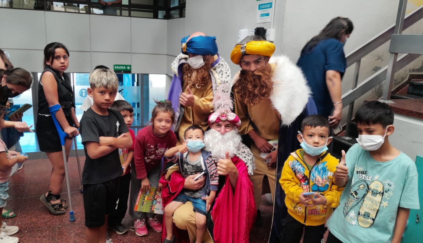Los Reyes Magos llevaron juegos y regalos a hospitales de Córdoba | Córdoba