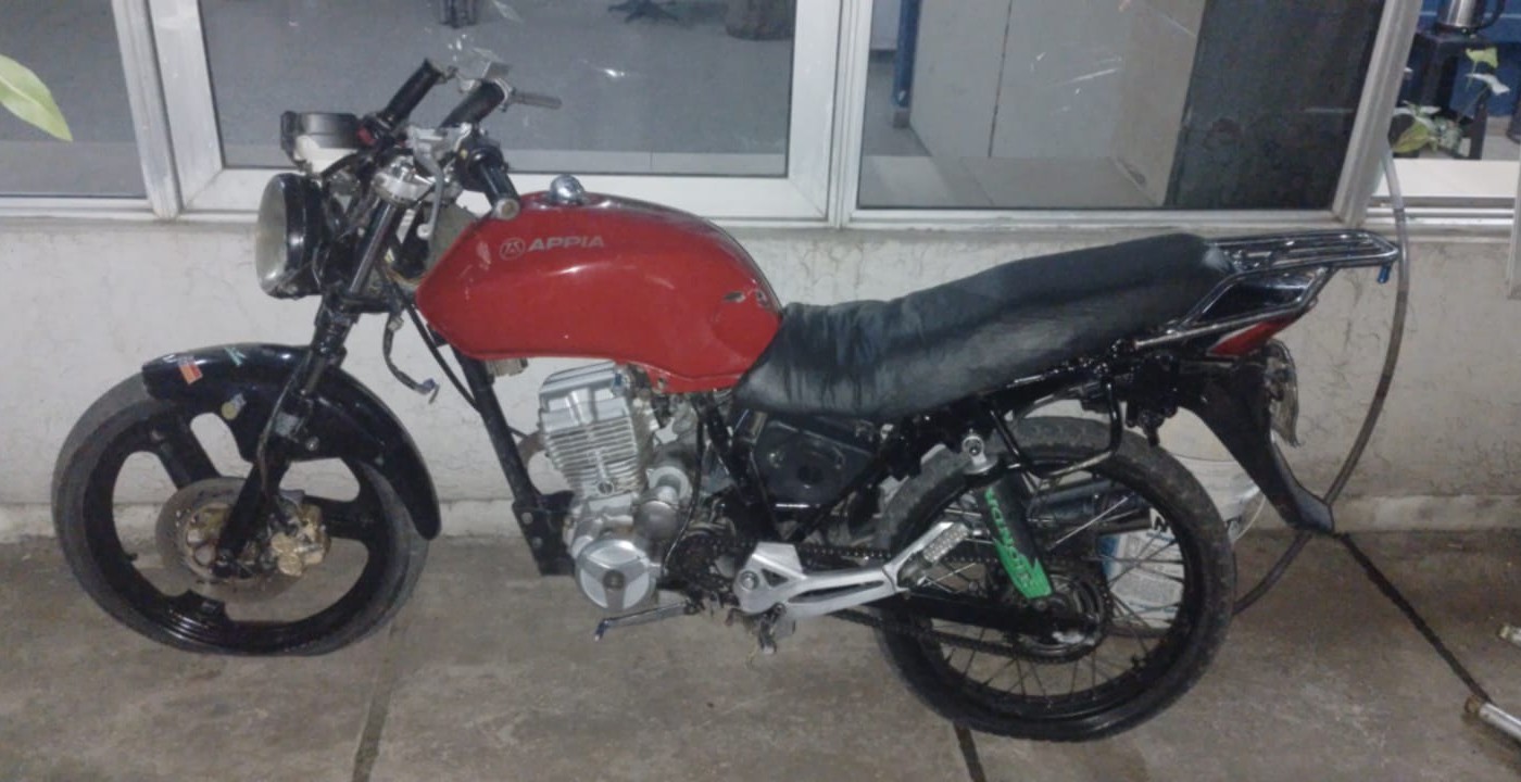 Persecución policial terminó con dos detenidos y una peatona gravemente herida en barrio Miralta | Actualidad