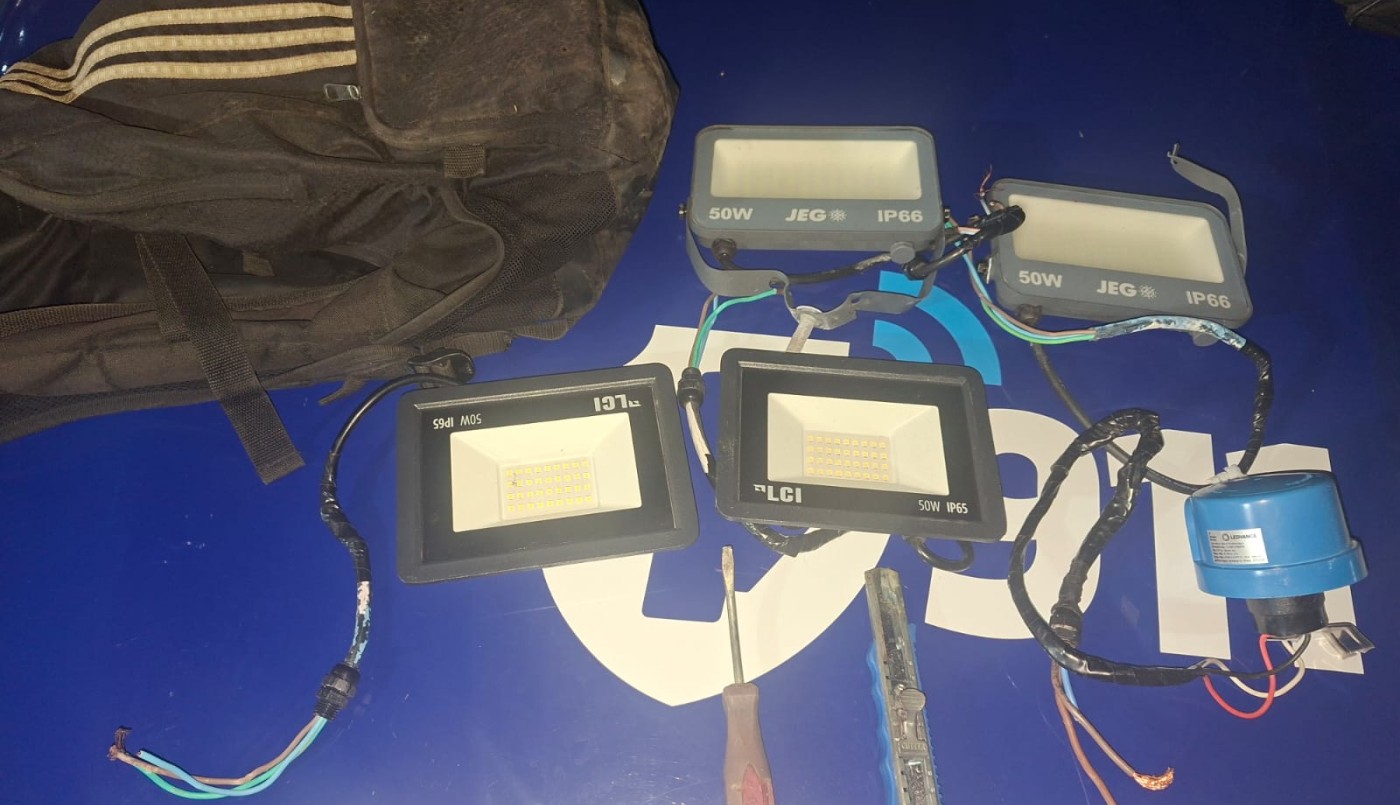 Entró a una escuela de Los Plátanos para robar y fue arrestado en el lugar | Actualidad