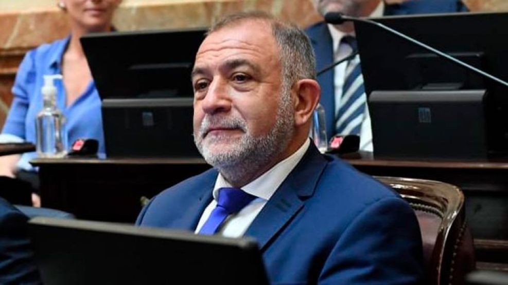 Luis Juez se sumó a La Libertad Avanza y refuerza al oficialismo en el Senado | Política y economía