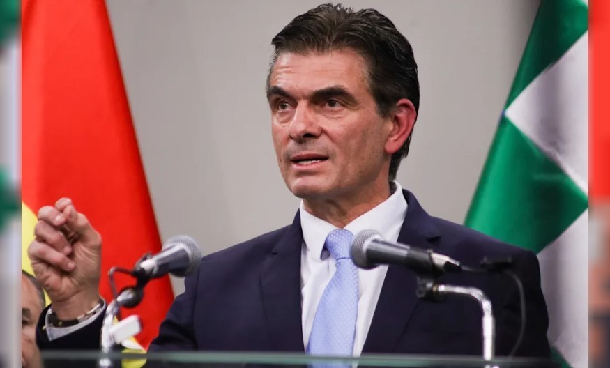 Bloqueos y protestas en seis departamentos de Bolivia por el fin del subsidio a combustibles | Internacionales