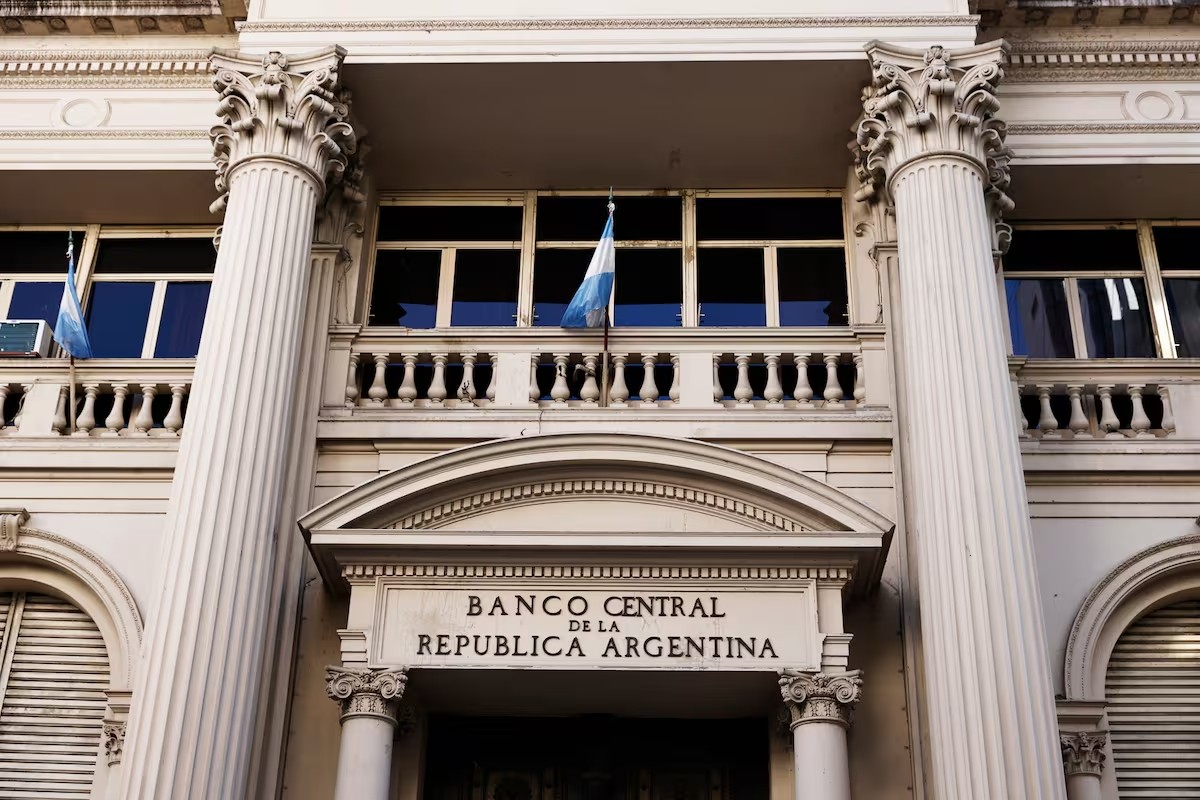 El Banco Central suma diez jornadas consecutivas de compras y roza los US$700 millones en reservas | Política y economía