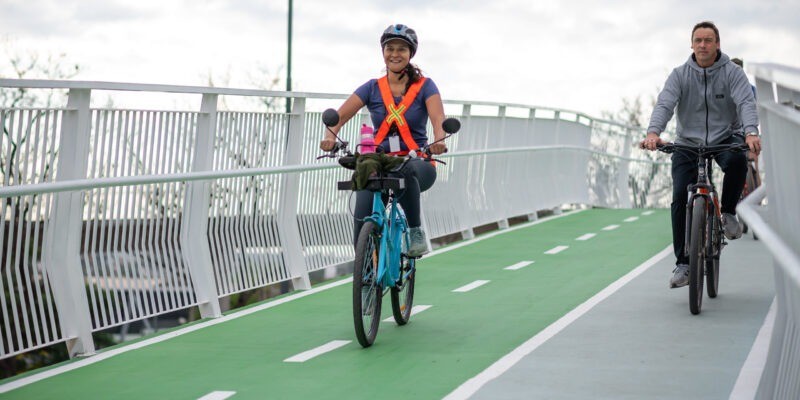 Un paseo en bici por el Parque de la Biodiversidad y la Ciclovía Elevada | Visita Córdoba