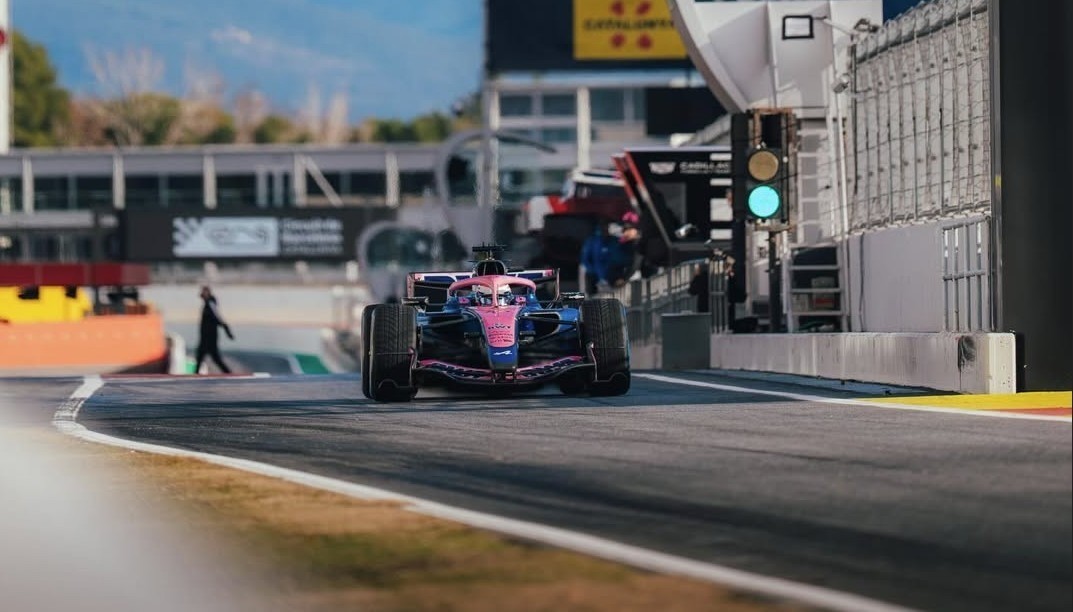 Colapinto sumó rodaje con el Alpine A526 en los primeros test de la F1 en Barcelona | Deportes