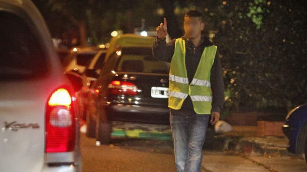 Quinteros endurece su postura contra los cuidacoches: “Extorsionar no es un permiso, es un delito” | Córdoba