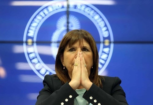 Patricia Bullrich: “Los delegados van a tener un límite de diez horas mensuales pagas; el resto, a laburar” | Política y economía