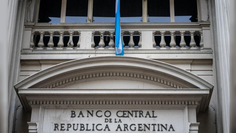 El Banco Central bajó la tasa de interés de referencia: impactará en los plazos fijos | Política y economía