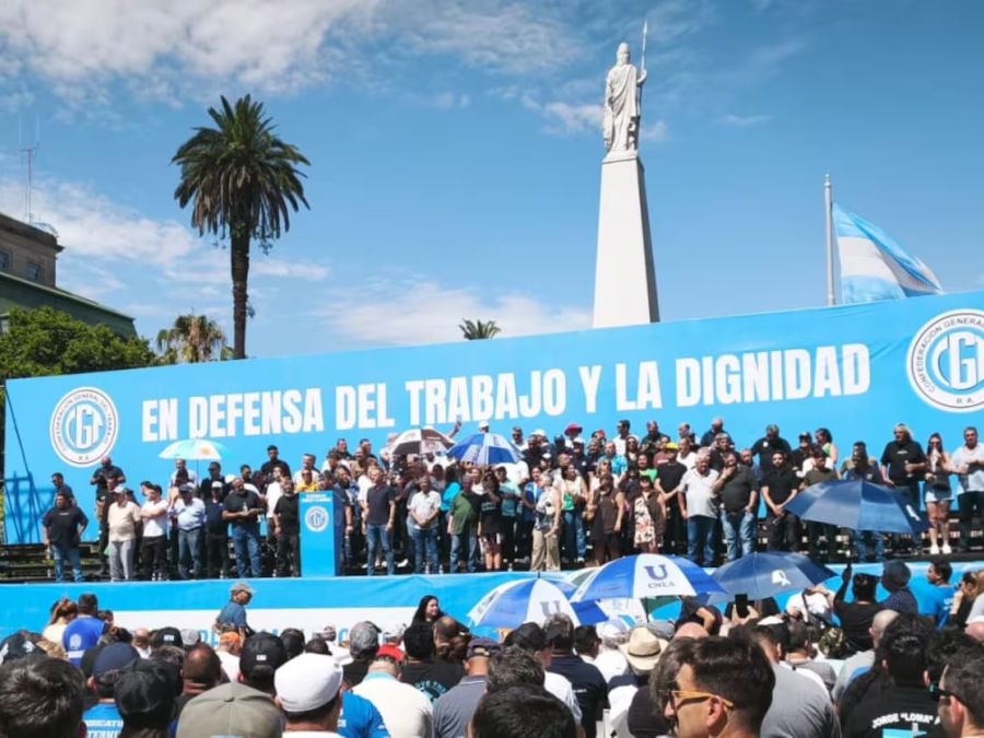 La CGT convocó a un paro general por la reforma laboral: cuándo sería y cómo impactará en el transporte