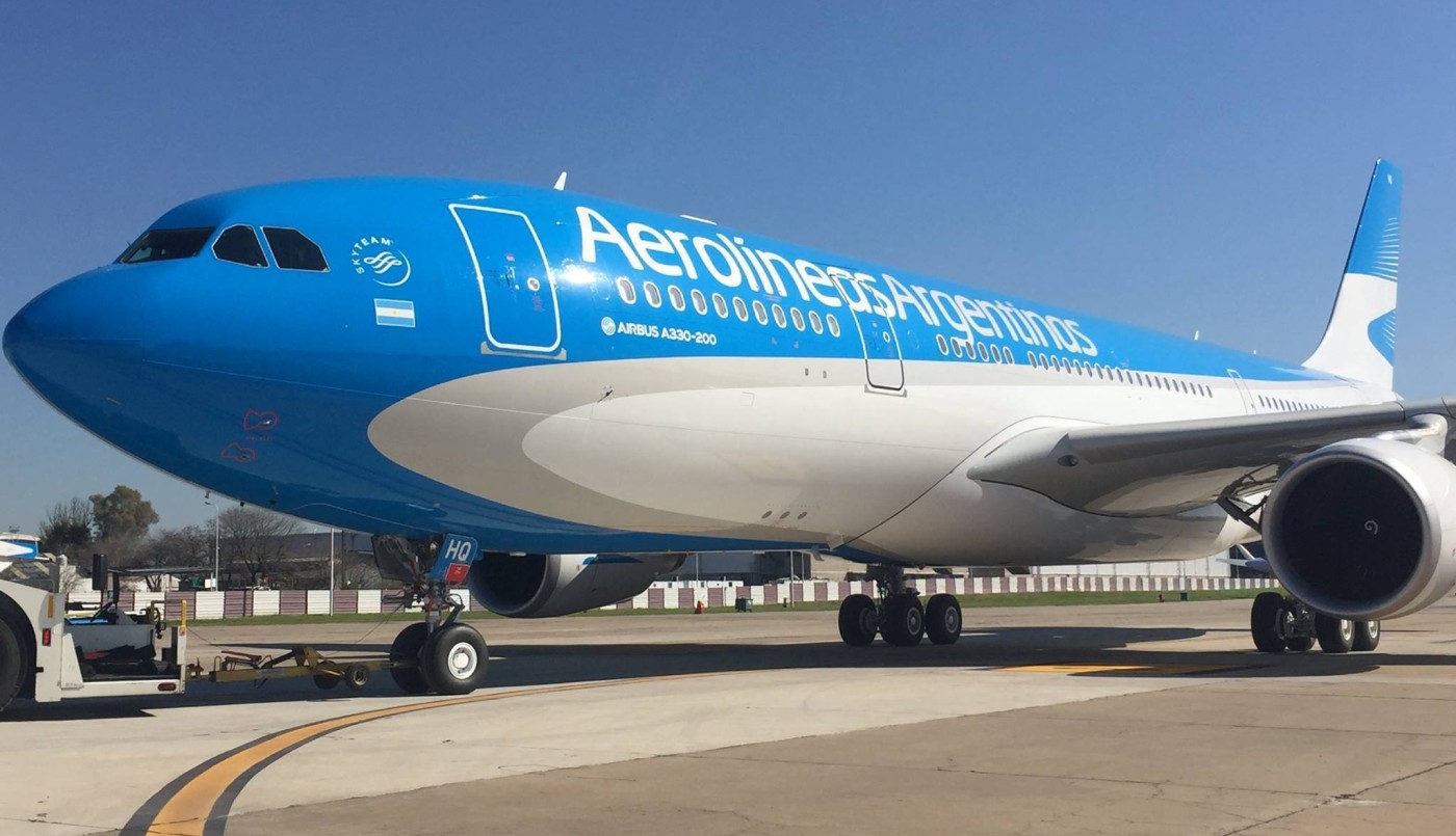 Aerolíneas Argentinas mantendrá durante todo el año los vuelos a Aruba por la alta demanda | Actualidad