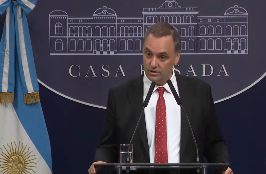 Adorni anunció reformas y defendió su patrimonio en conferencia de prensa | Política y economía