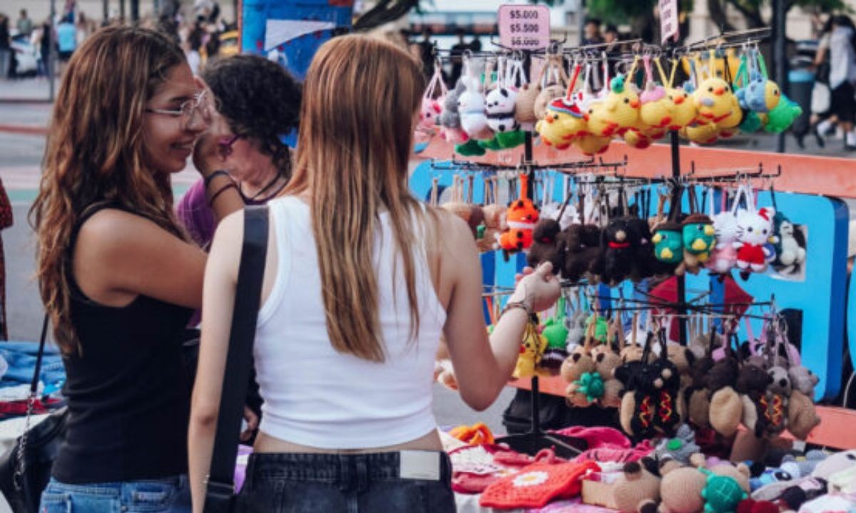 La Plaza Vélez Sársfield recibe la segunda Feria de Economía Circular este sábado | Córdoba