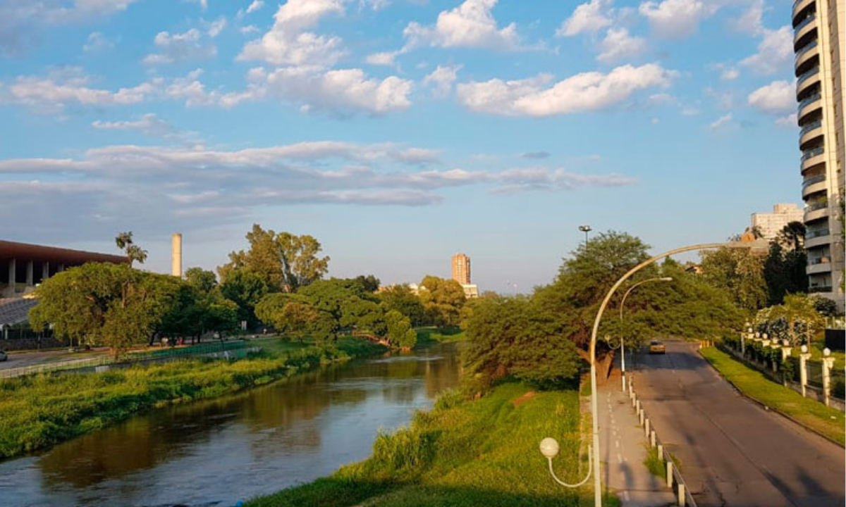 Tiempo en Córdoba: lunes inestable con calor y alerta por tormentas hacia la noche | Córdoba