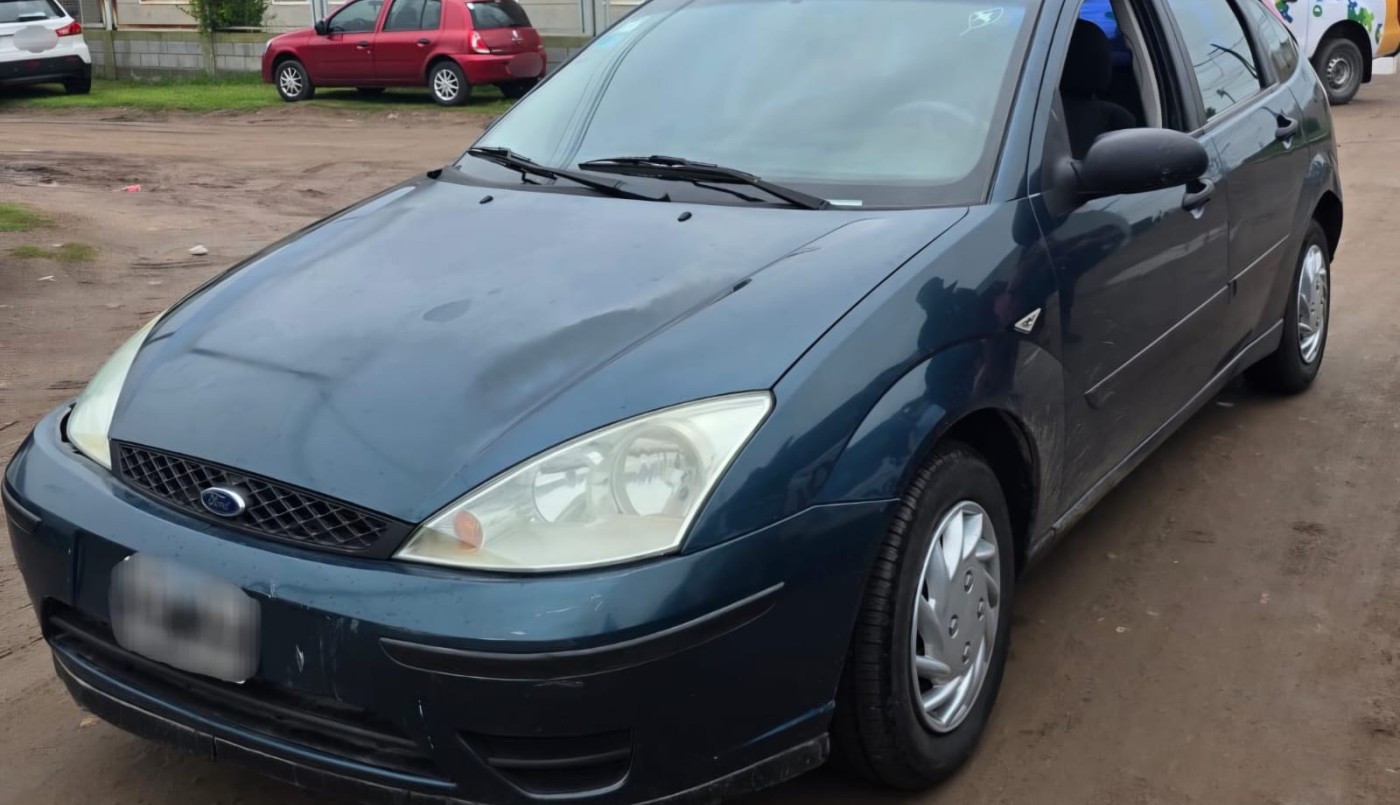 Detuvieron a un hombre por robar un auto junto a un menor en barrio Cabildo | Córdoba