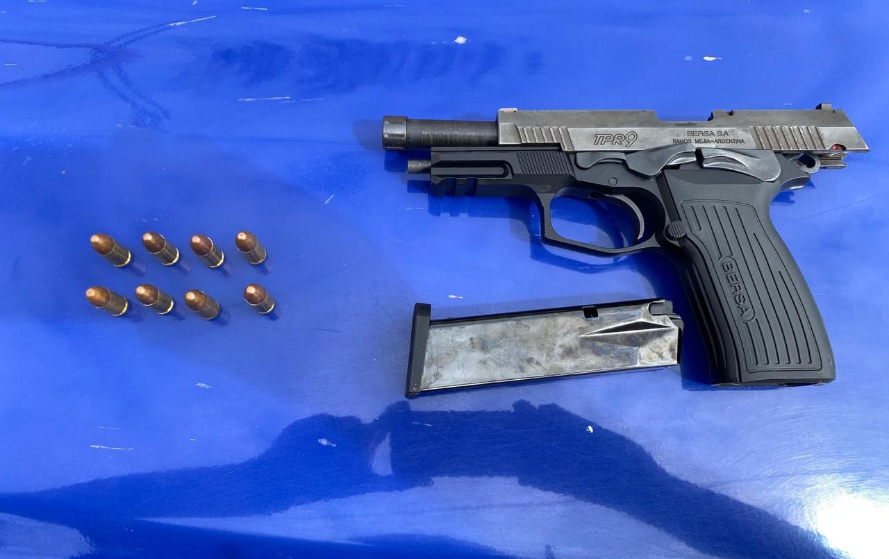 Dos detenidos tras una pelea en barrio Hermana Sierra: secuestraron un arma de fuego y un cuchillo | Córdoba