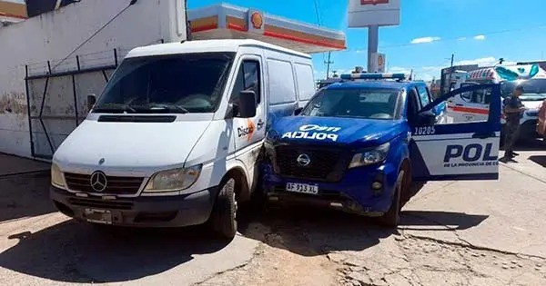 Villa María: cuatro policías resultaron heridos tras chocar un patrullero mientras acudían a una emergencia | Córdoba