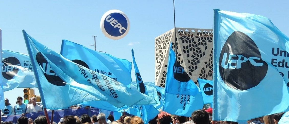 Llaryora intenta destrabar el conflicto docente y pide suspender el paro de 48 horas | Política y economía