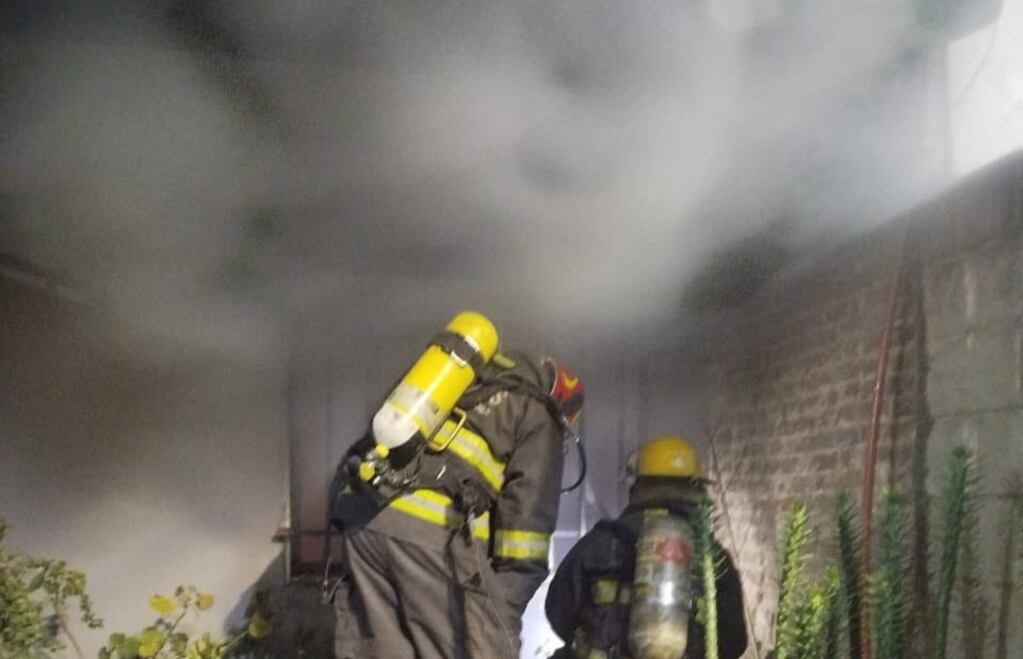 Barrio Alberdi: un hombre murió en un incendio en su vivienda durante la madrugada | Córdoba