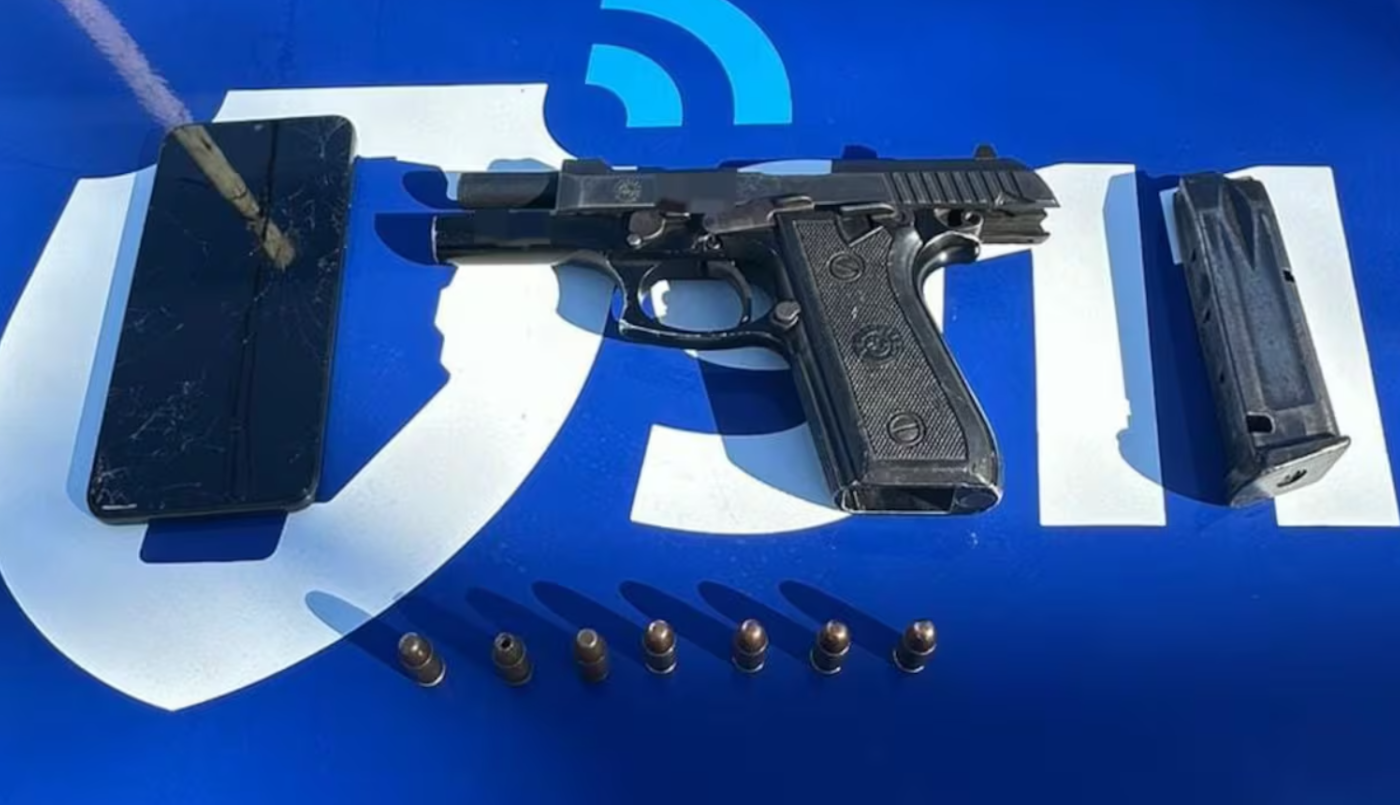 Dos menores armados fueron detenidos tras un operativo en barrio Residencial San Roque | Córdoba