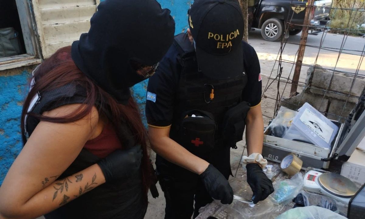 Córdoba: desbaratan una banda familiar que vendía droga frente a una plaza | Córdoba