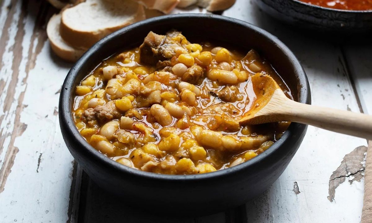Locreada y festival solidario en Ciudad Universitaria en defensa de la educación | Córdoba