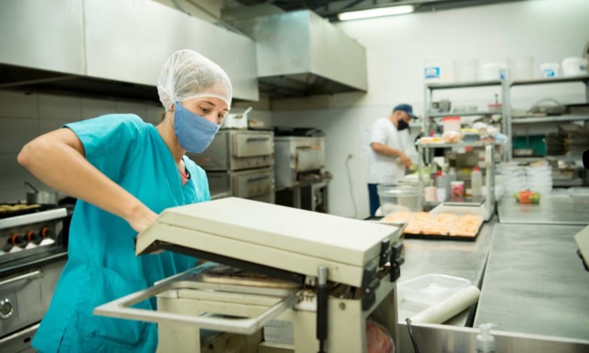 Córdoba: más de 8.500 personas se inscribieron en el programa CBA Me Capacita | Servicios