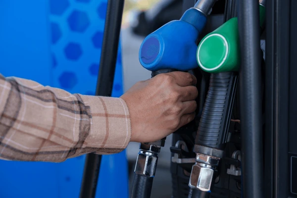 Nafta: el precio subió 23% tras el conflicto en Medio Oriente y tensión global | Política y economía