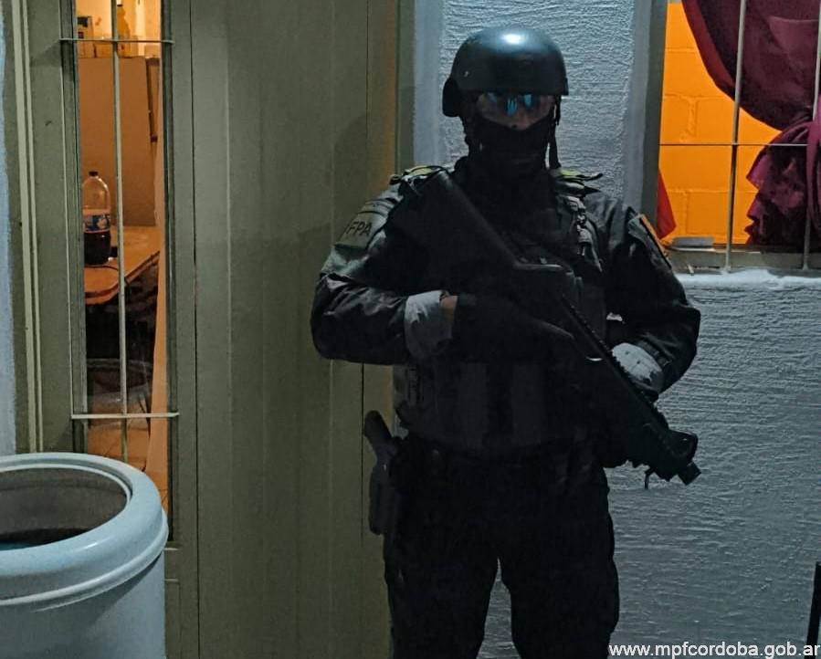 Pareja detenida en Jesús María por venta de droga tras un allanamiento policial | Córdoba