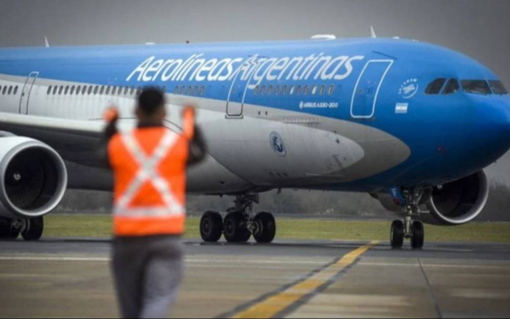 Paro de trabajadores en ATE: cese en aeropuertos del país y movilización nacional | Política y economía