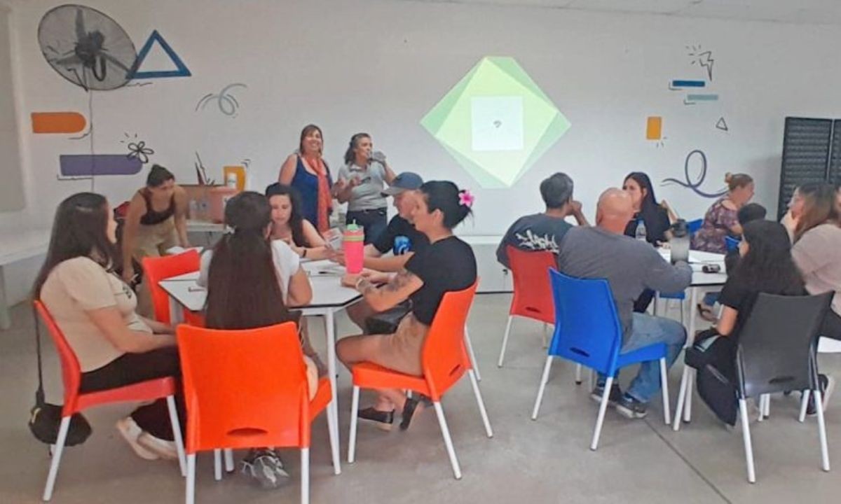 Córdoba impulsa 250 rondas de diálogo con familias para fortalecer la educación | Córdoba
