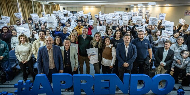 343 voluntarios se suman al Programa Aprendo para apoyar la finalización educativa | Córdoba