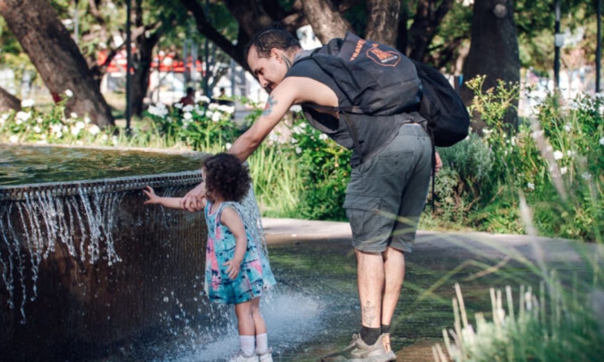Calor extremo: guía de cuidados para proteger a niños y adultos mayores | Córdoba