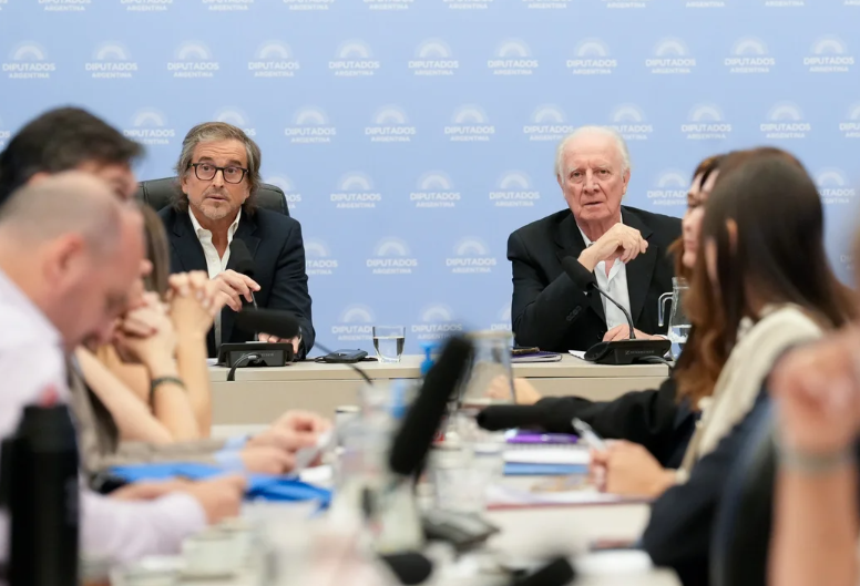 El oficialismo logró dictaminar el Presupuesto y buscará aprobarlo mañana en el recinto | Política y economía