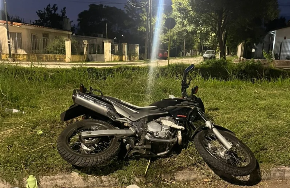 Murió un motociclista de 34 años tras perder el control de su moto y caer a un canal | Córdoba