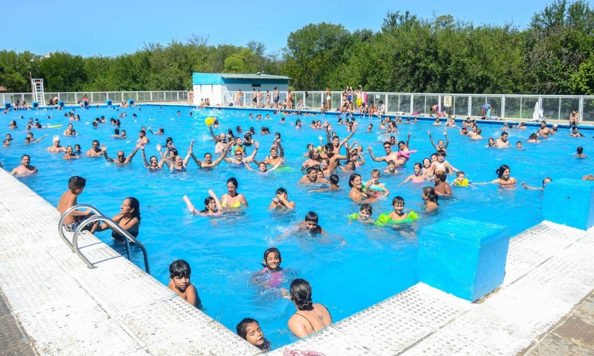Comienza la temporada de verano con piletas y actividades en los polideportivos de Córdoba | Córdoba