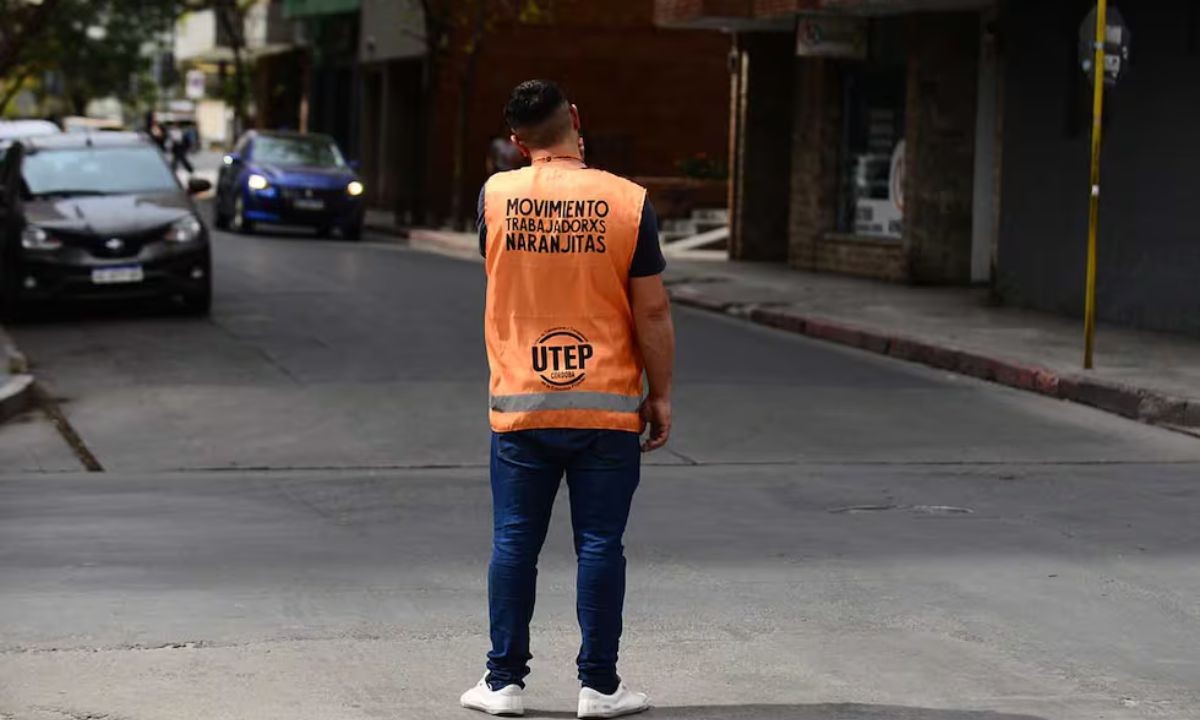 Otra vez: detuvieron a un naranjita por exigir plata para cuidar un auto | Córdoba