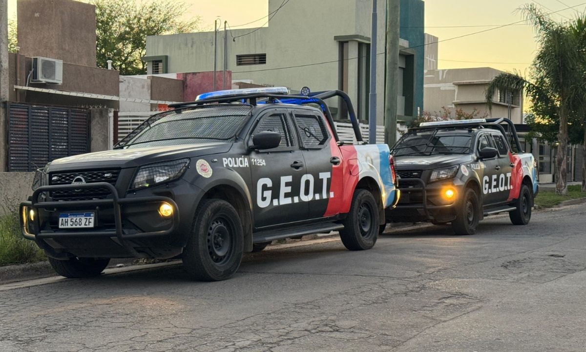 Fuerte operativo en Villa Lonja por robos a choferes y violencia urbana | Córdoba