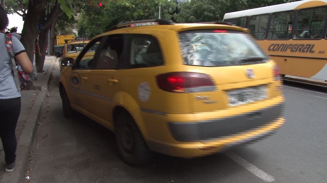 La municipalidad sorteará chapas de taxis y remises | Córdoba