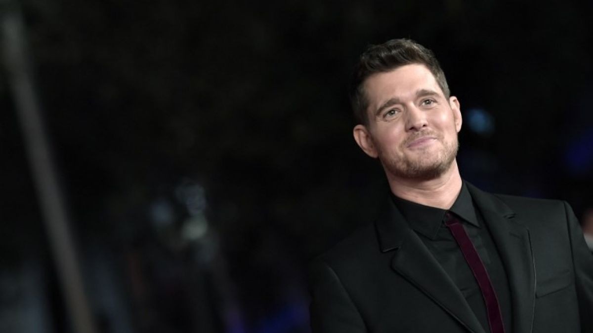 Michael Bublé le cedió el micrófono a un espectador y se llevó una gran sorpresa | Espectáculos