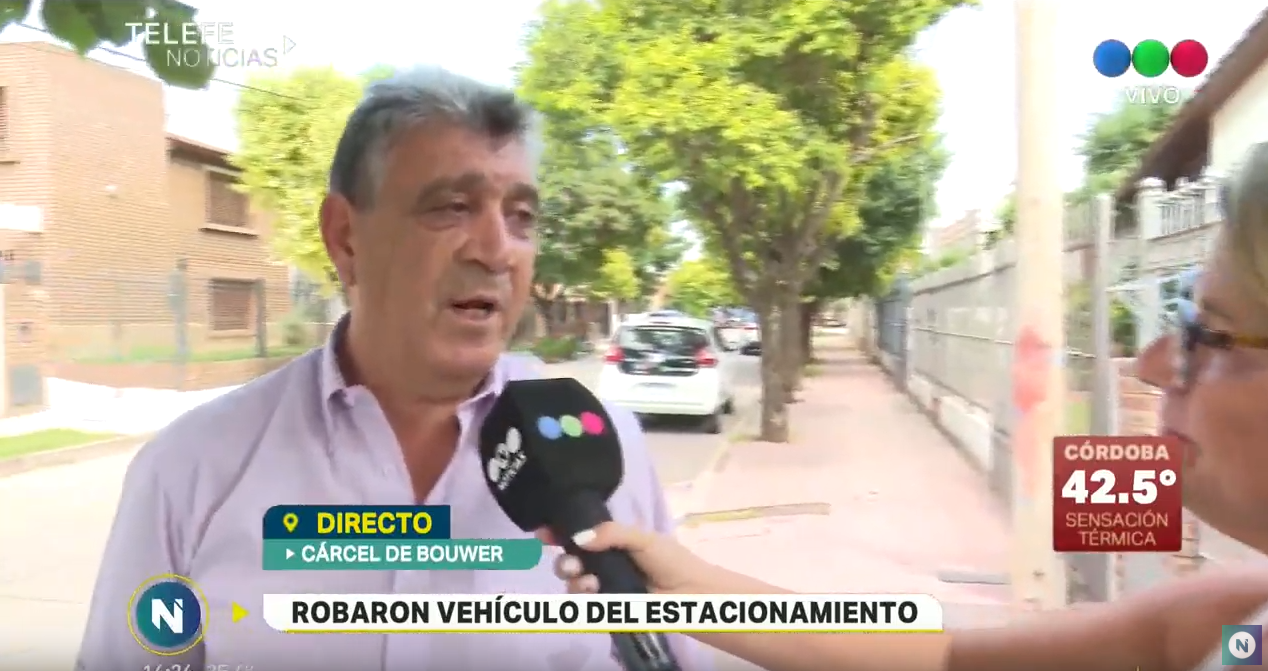 Insólito: robaron una camioneta en el estacionamiento de la cárcel de Bouwer | Córdoba