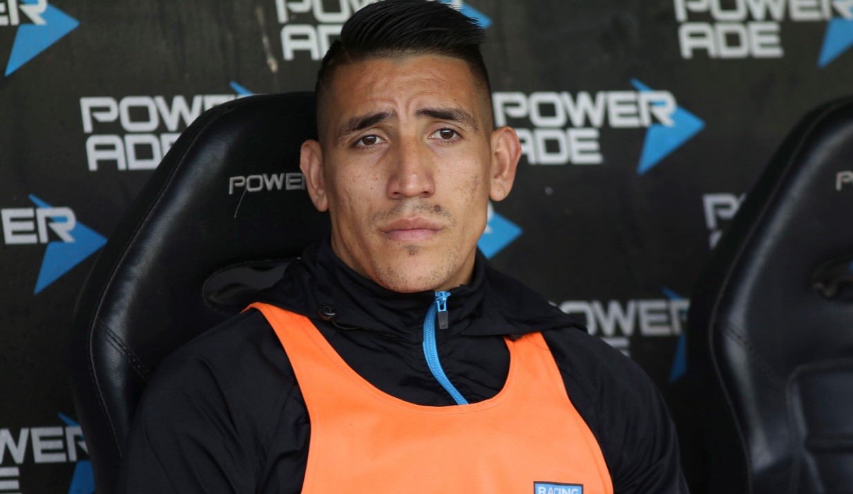 El escritorio de Centurión: intimó a Racing para que lo ponga en Primera | Deportes