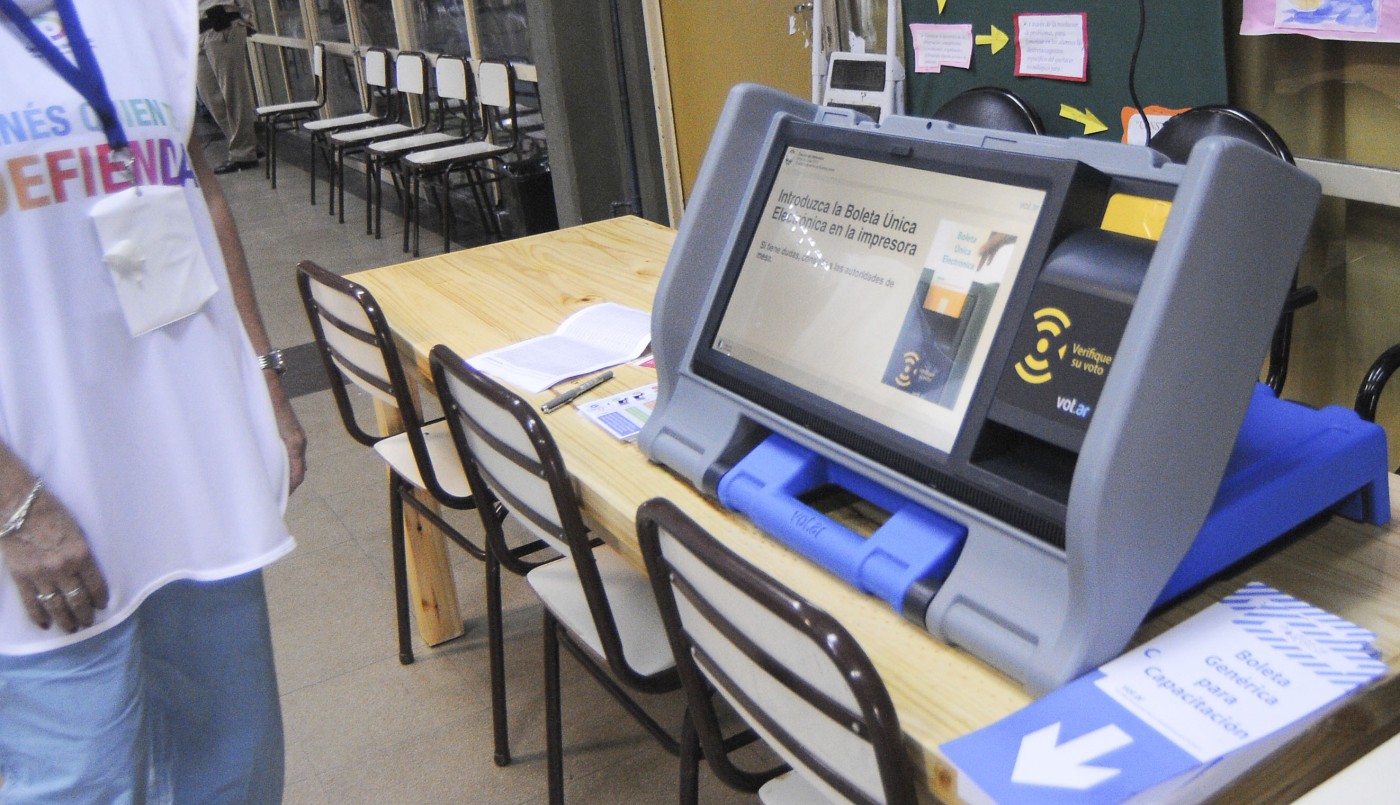 Elecciones en Neuquén: denunciaron irregularidades con la Boleta Única Electrónica | Actualidad