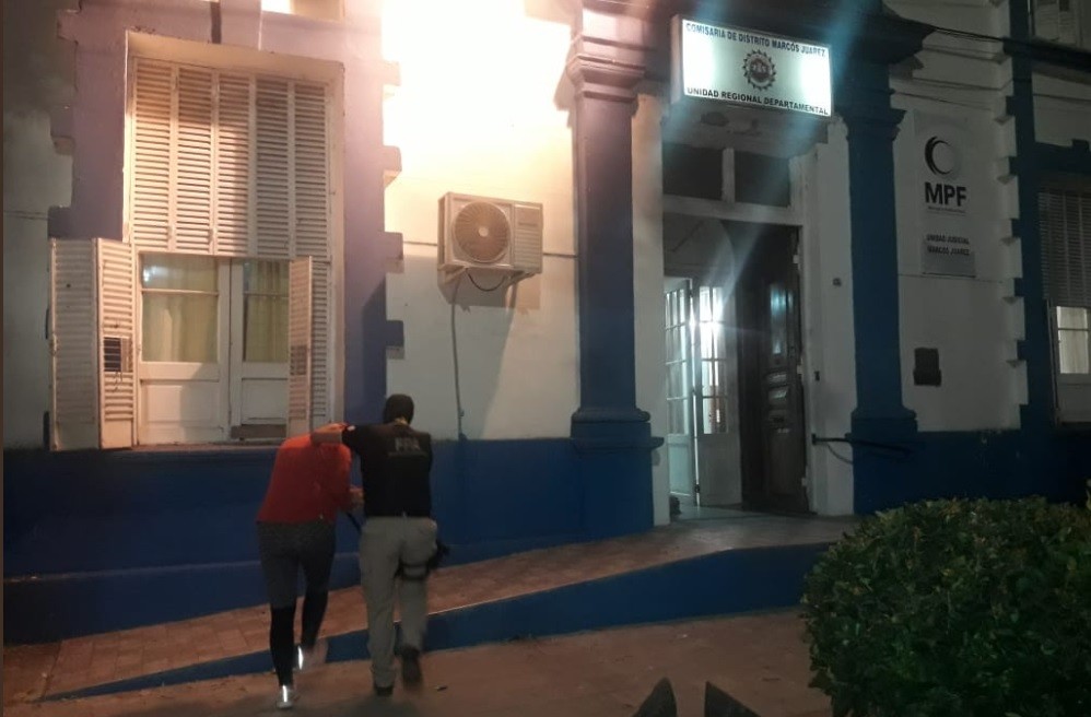 Un árbitro de fútbol y su novia, detenidos por venta de drogas | Deportes