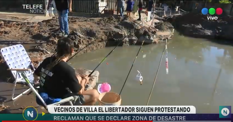 Pesca en cloacas de Villa El Libertador | Córdoba