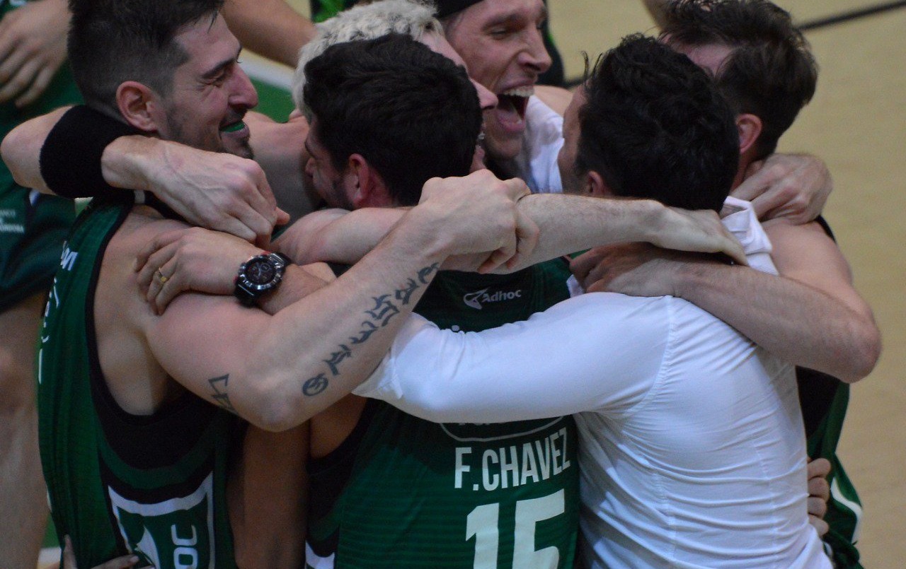 Atenas ganó su segundo partido consecutivo y visita a La Gloria | Deportes