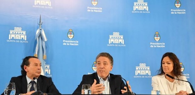 Las nuevas medidas del Gobierno: precios congelados y freno a las tarifas | Economía