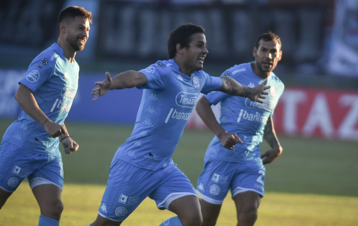 Belgrano goleó a Riestra | Deportes